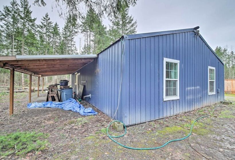 Quaint, Cozy Outdoor Retreat Near Mt Rainier!