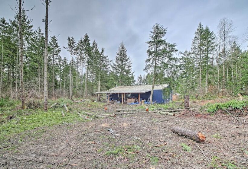 Quaint, Cozy Outdoor Retreat Near Mt Rainier!
