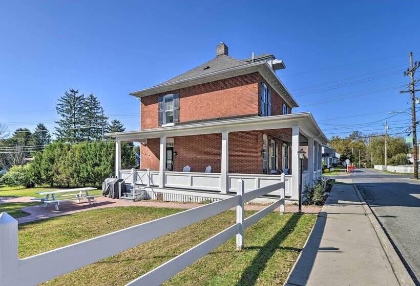 Quaint Ligonier Family Home   3 Miles To Idlewild!