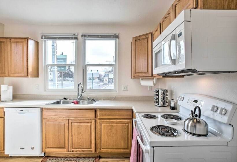 Quaint Montrose Cottage < 1 Mi To Main Street