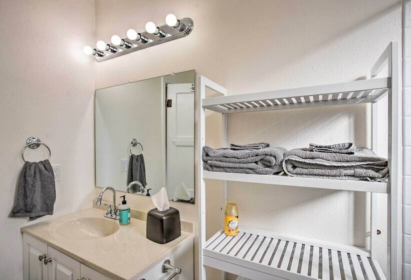 Quaint Montrose Cottage < 1 Mi To Main Street