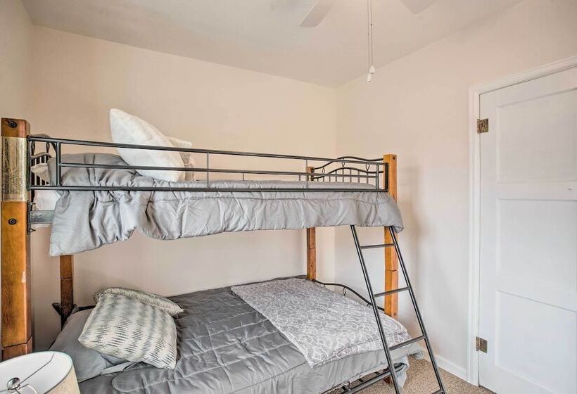 Quaint Montrose Cottage < 1 Mi To Main Street