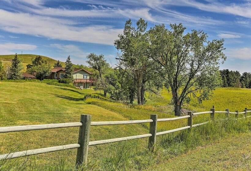 Rapid City Vacation Home W/ Wraparound Deck!