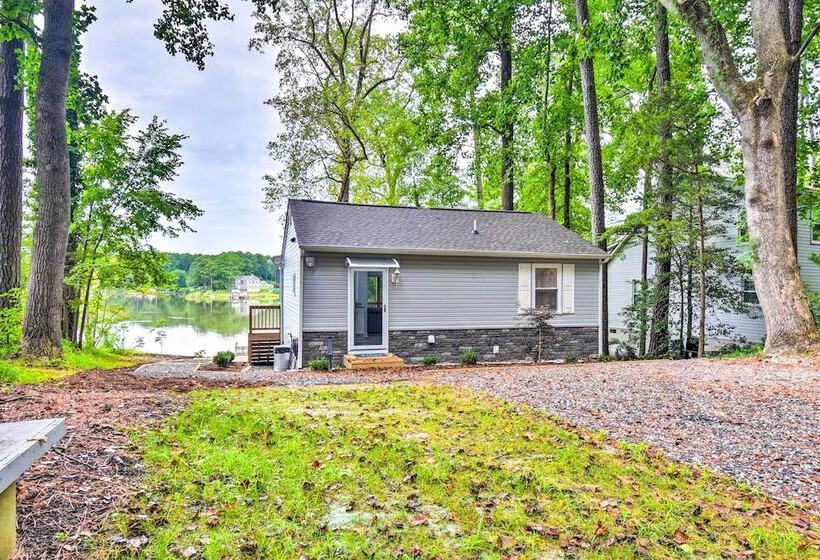 Relaxing Riverfront Cottage W/ Boat Dock!