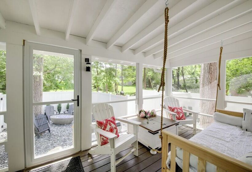 Renovated Bloomington Home Steps To Campus!