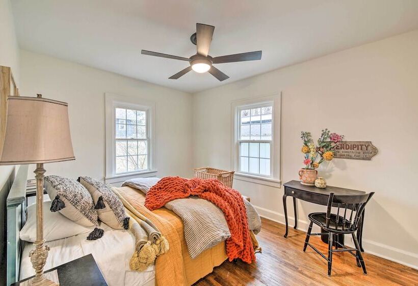 Renovated Bloomington Home Steps To Campus!