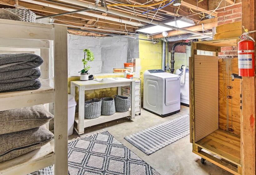 Renovated Bloomington Home Steps To Campus!