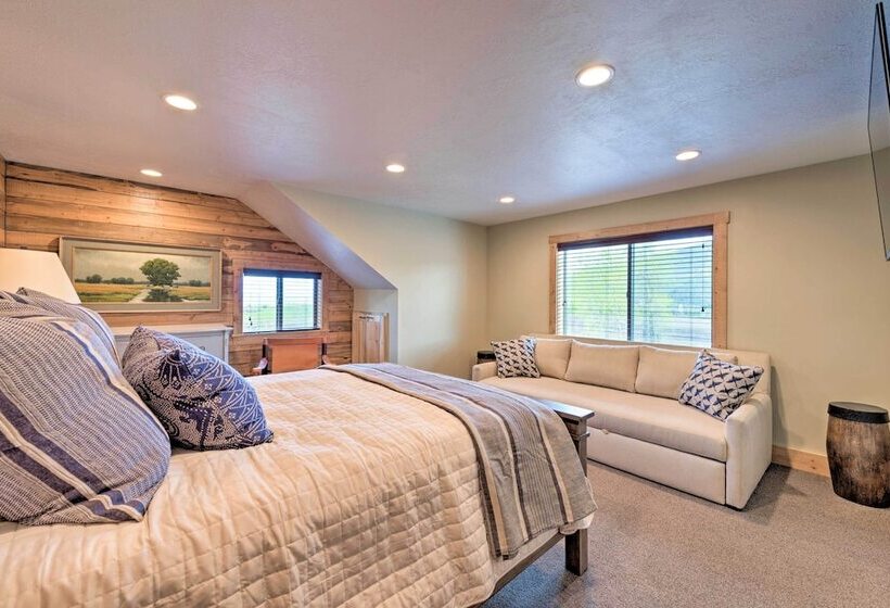 Renovated Historic Cabin ~25 Miles To Park City!