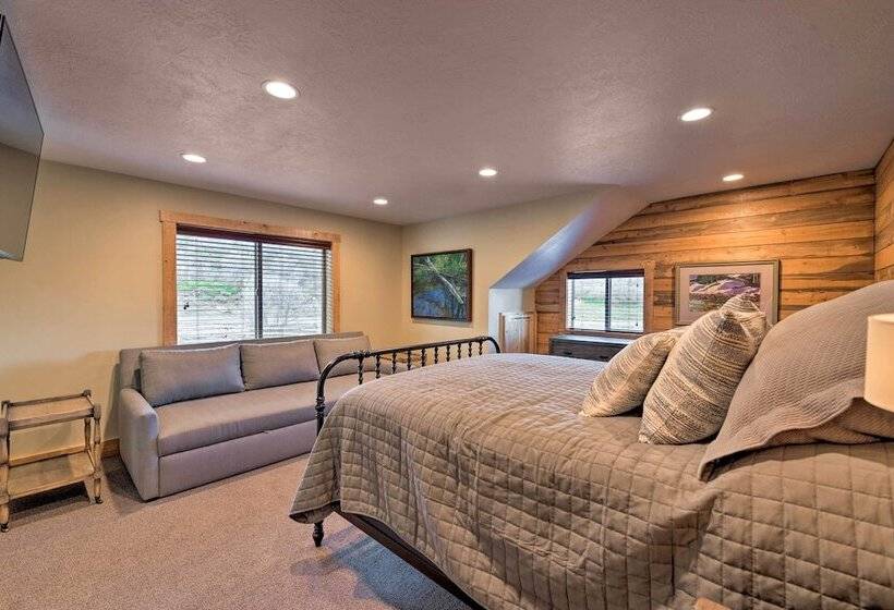 Renovated Historic Cabin ~25 Miles To Park City!