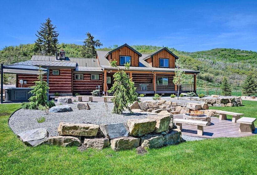 Renovated Historic Cabin ~25 Miles To Park City!