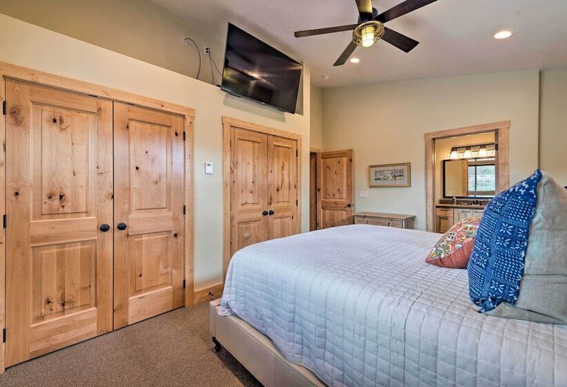 Renovated Historic Cabin ~25 Miles To Park City!