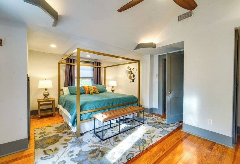 Renovated Lubbock Home   Walk To Texas Tech!