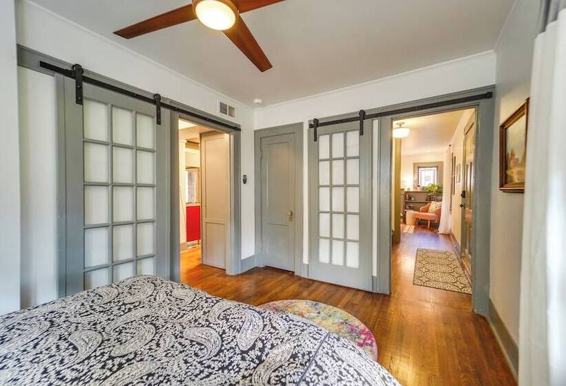 Renovated Lubbock Home   Walk To Texas Tech!