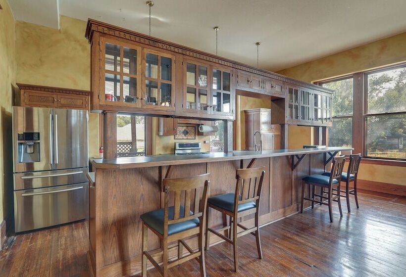 Renovated Schoolhouse W/ Piano & Private Deck!