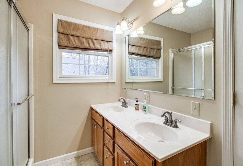 Resort Home On Mountain Golf Course W/ Deck & View