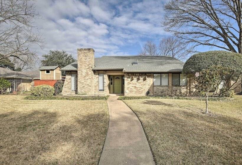 Richardson Family Retreat: Private Pool & Hot Tub!