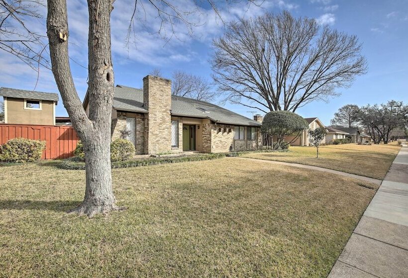 Richardson Family Retreat: Private Pool & Hot Tub!