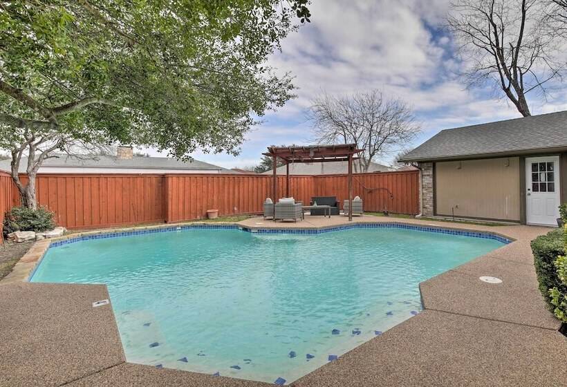 Richardson Family Retreat: Private Pool & Hot Tub!