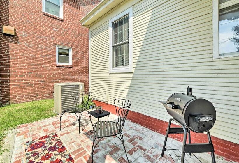 Centrally Located Richmond Home W/ Yard + Patio