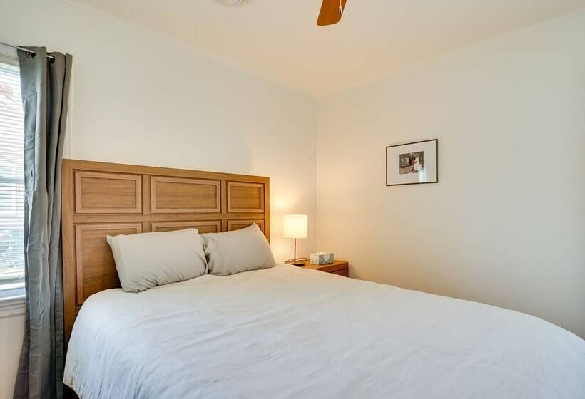 Richmond Vacation Home: 4 Mi To Downtown!