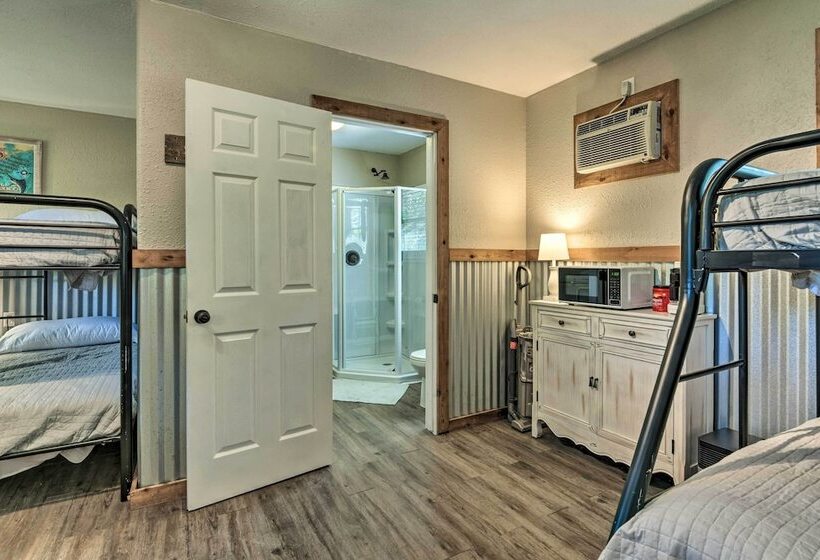 Riverfront Tivoli Escape W/ Bay Access & Dock