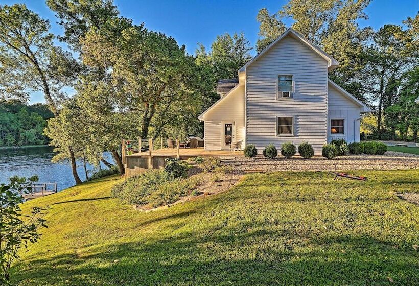 Riverside Hide A Way  W/ Patio, Bbq, Fishing Pier