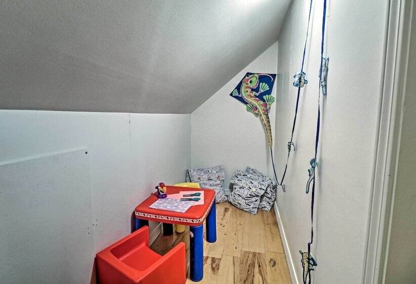 Riverside Hide A Way  W/ Patio, Bbq, Fishing Pier