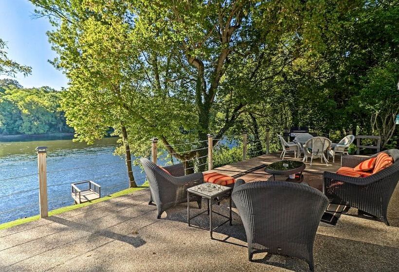 Riverside Hide A Way  W/ Patio, Bbq, Fishing Pier