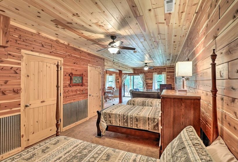 Rural Wooded Cabin Near Trophy Trout Fishing!