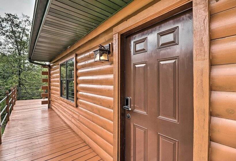 Rural Wooded Cabin Near Trophy Trout Fishing!