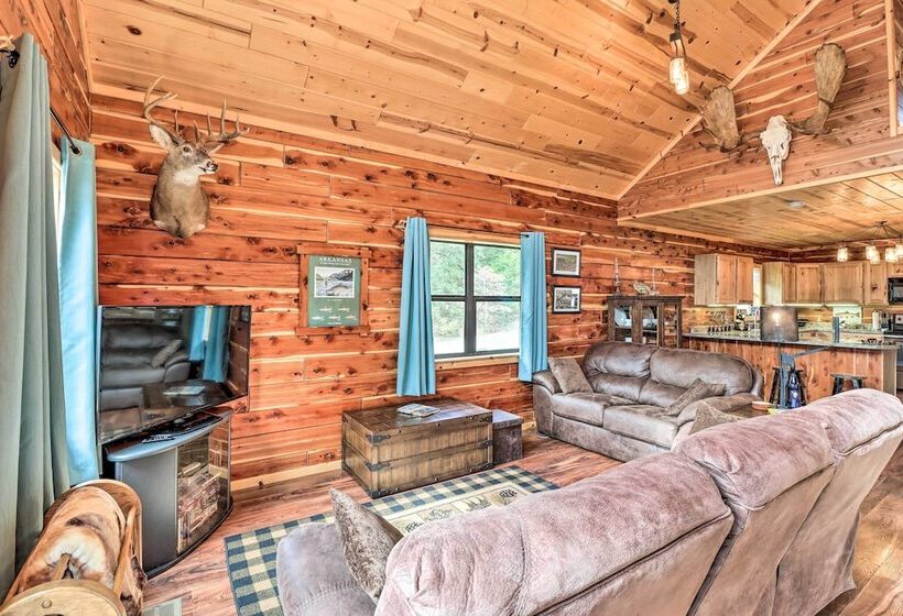 Rural Wooded Cabin Near Trophy Trout Fishing!