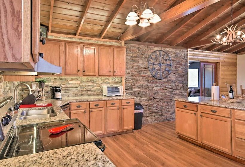 Rustic Eucha Dwelling W/ Balcony, Grand Lake Views