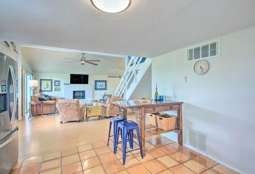 Sanders Island View Home Steps To Lake Texoma