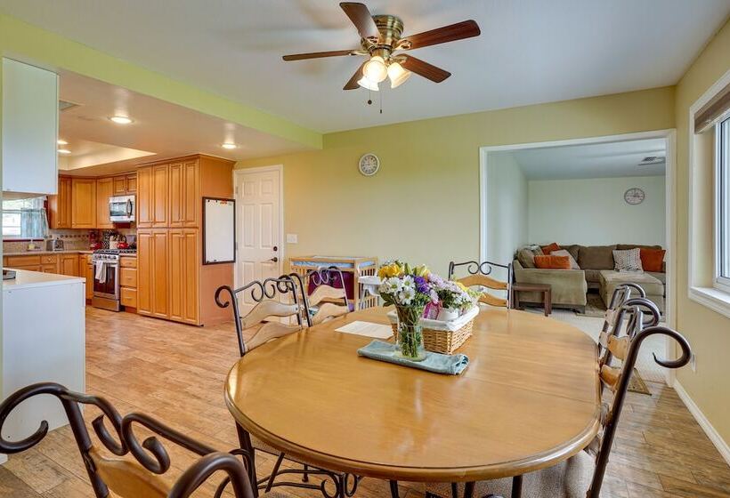 Santa Ana Home W/ Patio, 9 Mi To Disneyland!