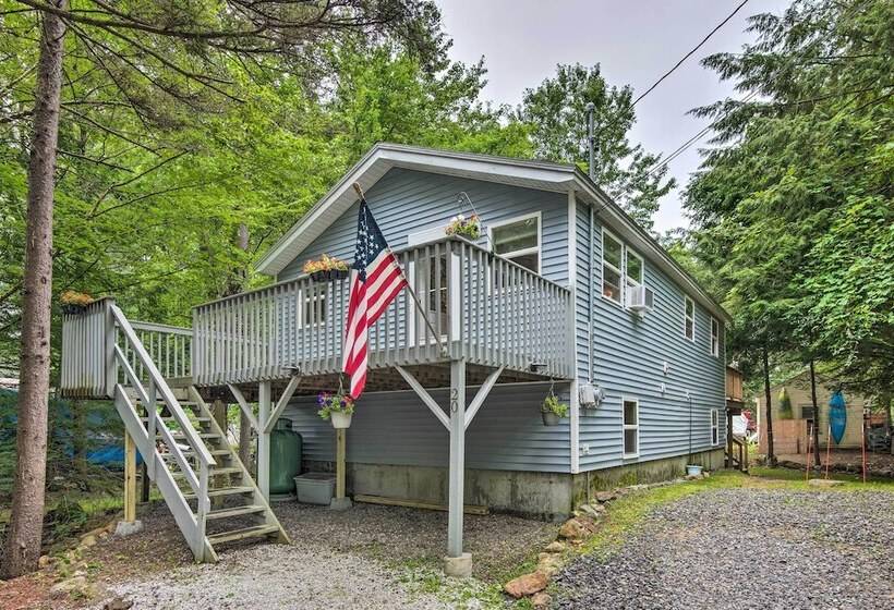 Sawyer Lake Retreat W/ Decks: Walk To Beach!