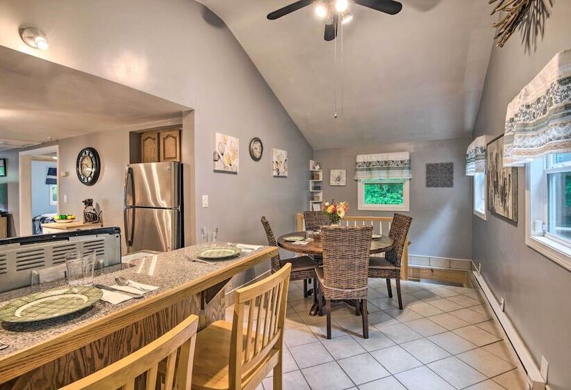 Sawyer Lake Retreat W/ Decks: Walk To Beach!