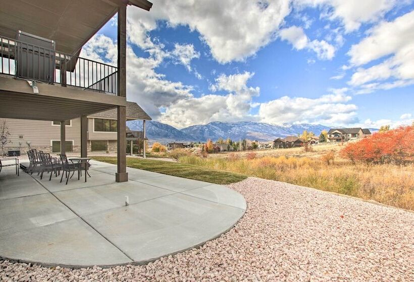 Scenic Eden Gem W/ Hot Tub ~ 6 Mi To Ski Area