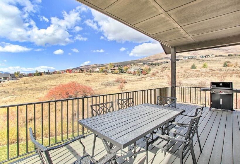 Scenic Eden Gem W/ Hot Tub ~ 6 Mi To Ski Area