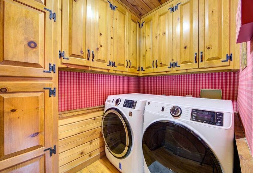 Secluded Beaver Lake Cabin W/ Private Dock!