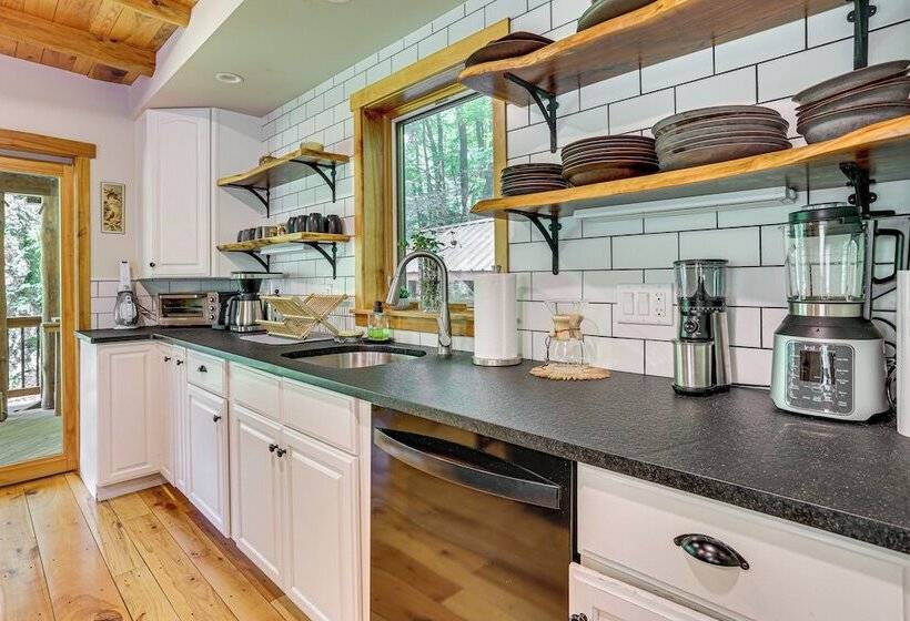 Secluded Cabin W/ Boats, <6 Mi To Jenny Jump!