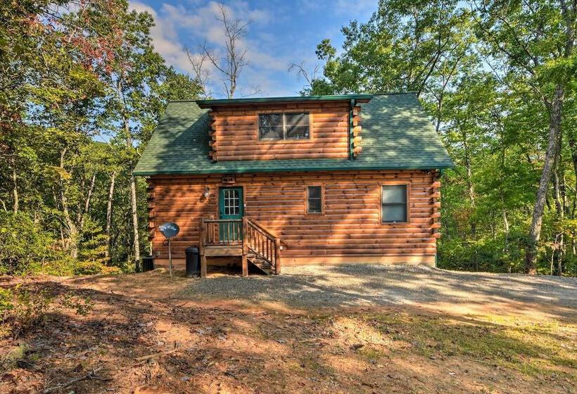 Secluded Cabin W/ Deck 13 Miles To Downtown Murphy