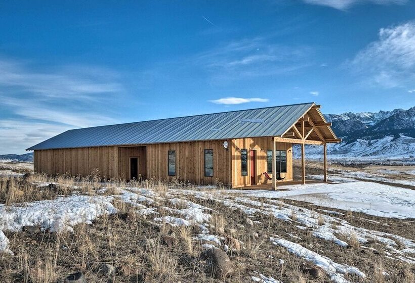 Secluded Paradise Valley Retreat W/ Stunning Views