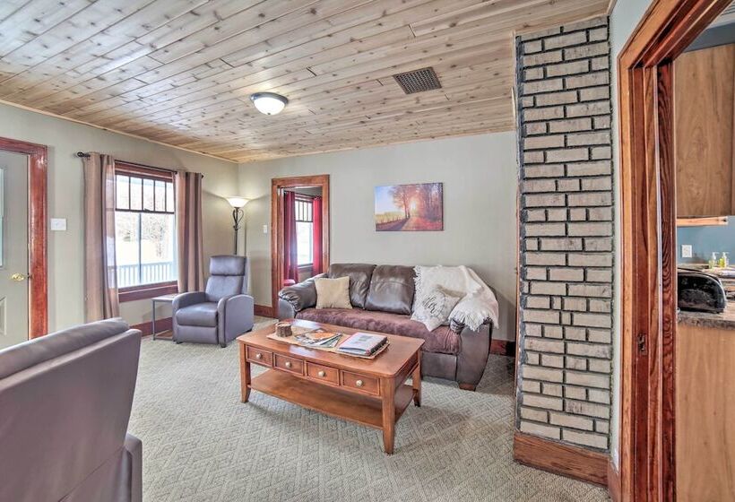 Secluded & Peaceful Upper Peninsula Getaway!