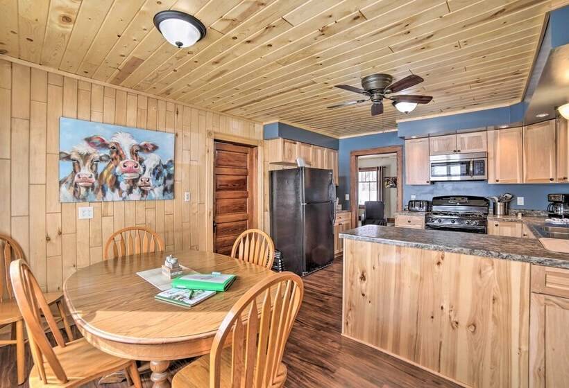 Secluded & Peaceful Upper Peninsula Getaway!