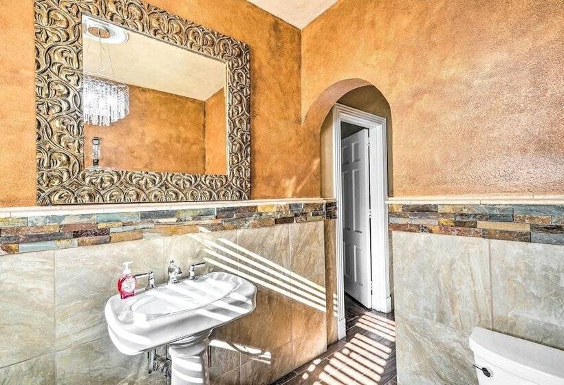 Secluded Ranch W/ Courtyard ~ 4 Mi To Odessa!