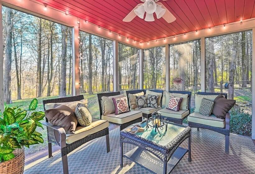 Serene Cabin W/ Riverfront Views & Access!