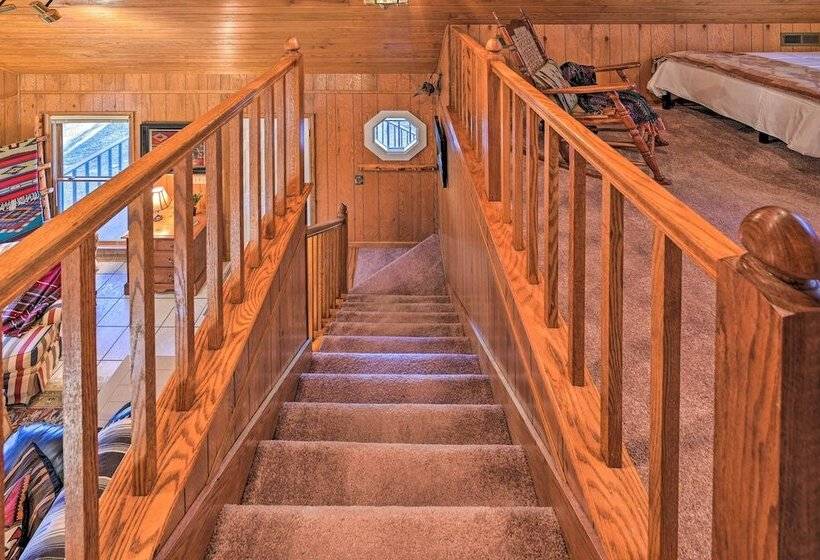 Serene Cabin W/ Riverfront Views & Access!