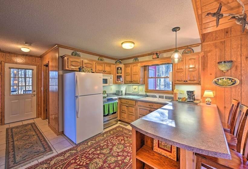 Serene Cabin W/ Riverfront Views & Access!