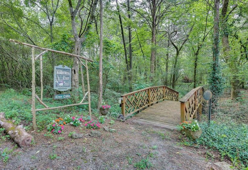 Serene Cabin W/ Riverfront Views & Access!
