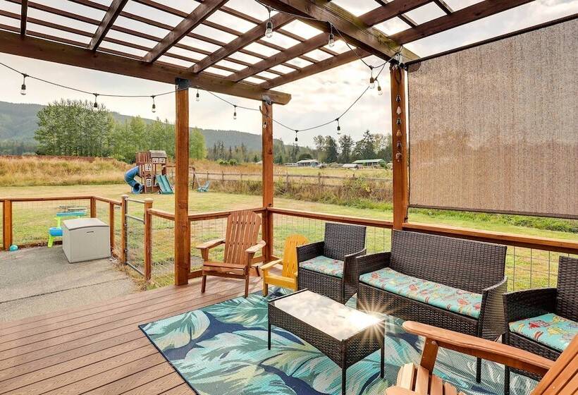 Serene Sequim Retreat W/ Deck: Pets Welcome!